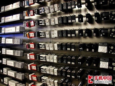 紧随iPhone 4发布，北京全新苹果零售店盛大开业